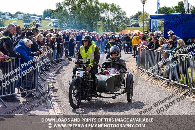 Vintage motorcycle club;eventdigitalimages;no limits trackdays;peter wileman photography;vintage motocycles;vmcc banbury run photographs